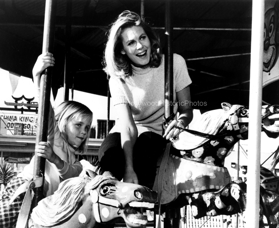 Beverly Park 1970 Bewitched star Elizabeth Montgomery wm.jpg